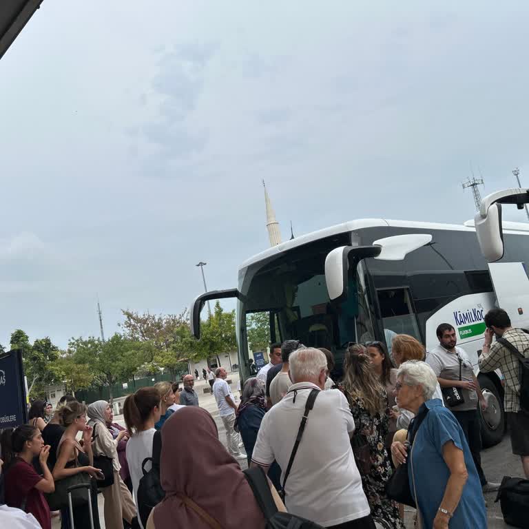 Kamil Koç Otobüs Seferlerinde Yaşanan Gecikme Ve İletişim Sorunları