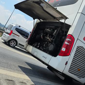 Öz Sivas Seyahat Seyir Halinde Arızalanan Otobüs Ve Mağduriyet