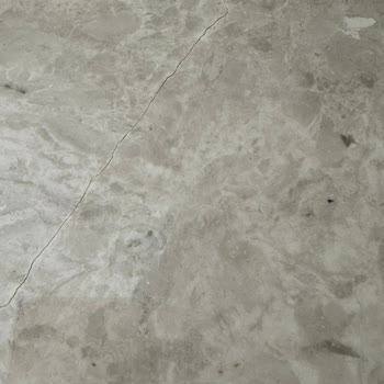 İva Sandalye & Masa Kırık Masa Gönderdi