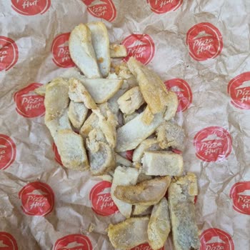 Pizza Hut Pizza Çok Kötüydü.