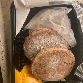 Yemeksepeti Marketten Aldığım Özcanlar Hamburger Köfte Bozuk Geldi.