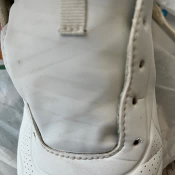 Amazon'dan Aldığım Skechers Marka Ayakkabılar Kısa Sürede Deforme Oldu