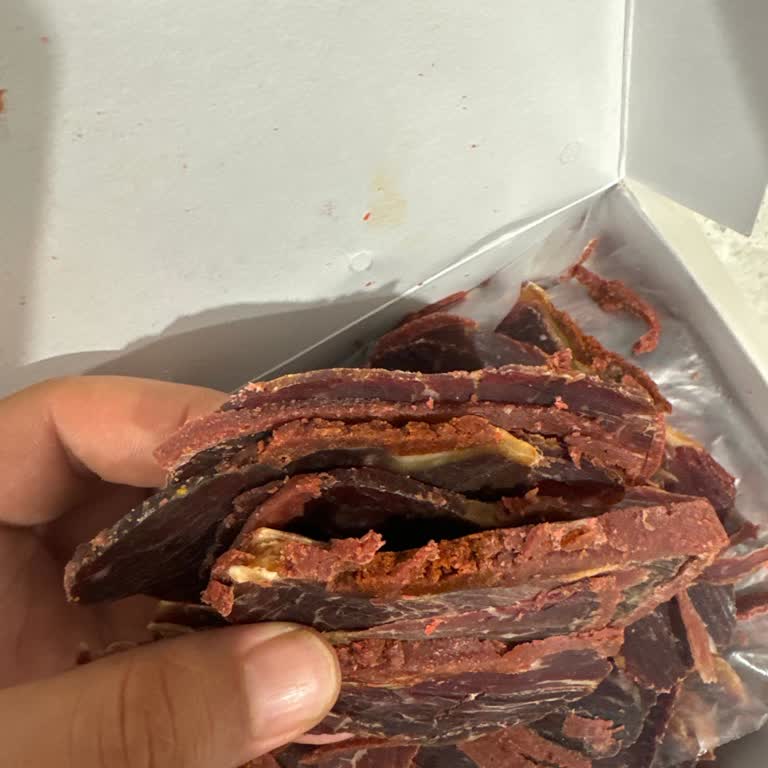 Şahin Sucukları 1cm Kalınlığında Kesilmiş Pastırma