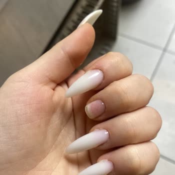 Nrnailhome (Instagram) Protez Tırnak