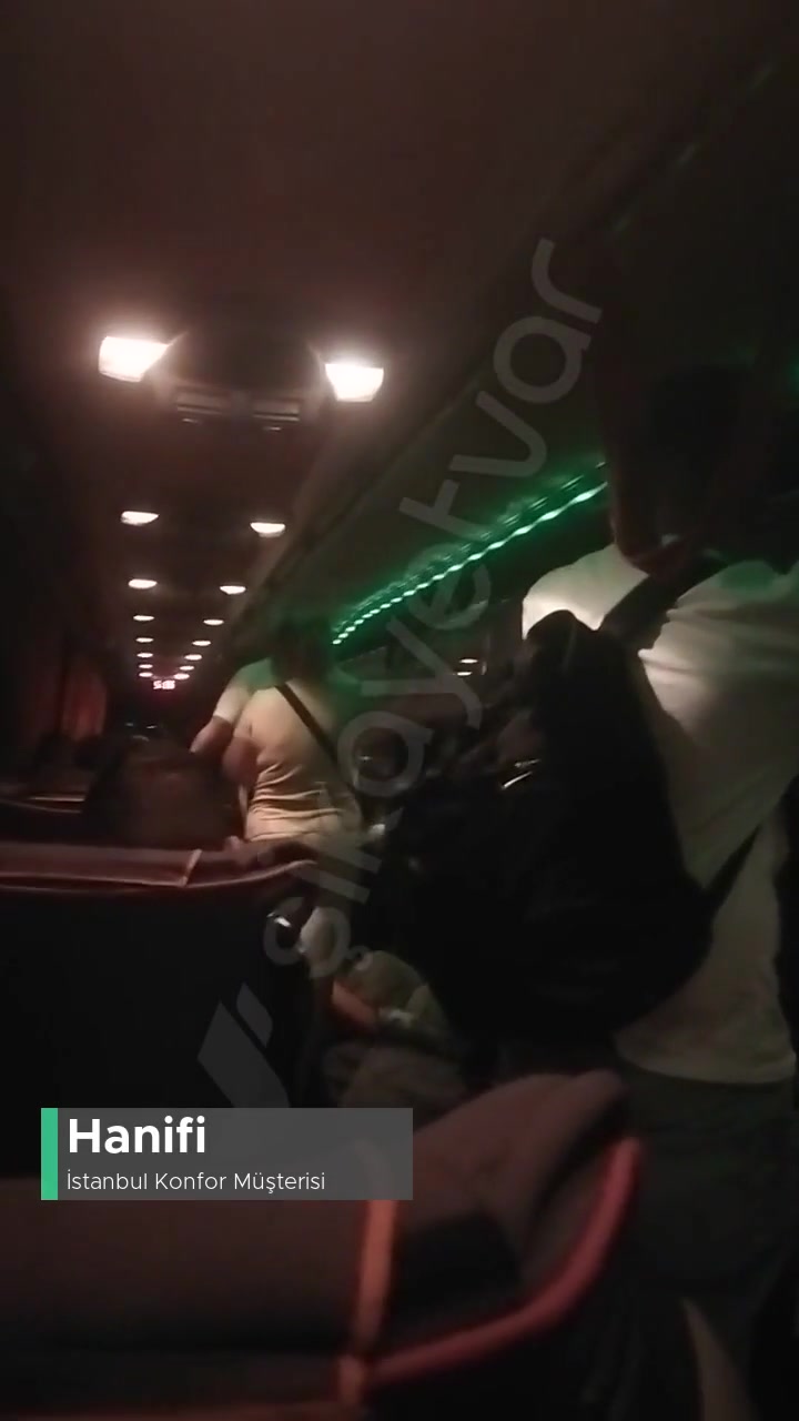 İstanbul Konfor Adlı Otobüs Markasının Ayakta Yolcun Alması! videonun kapak resmi
