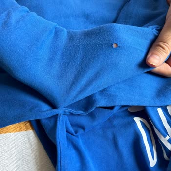 LG Çamaşır Makinesi Çamaşırları Deliyor