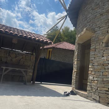 Sapanca Taş Ev Hayal Kırıklığı: Soğuk Havuz Ve Eksik Hizmetler