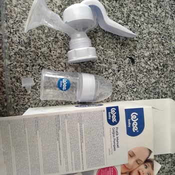 Wee Baby Manual Breast Pump - Disappointing and Ineffective Product