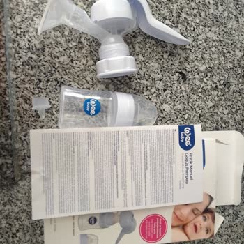 Wee Baby Manual Breast Pump - Disappointing and Ineffective Product