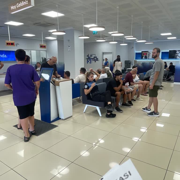 İş Bankası Kemer Şub Hizmet Yooooook