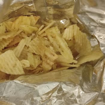 Amigo Cips Paketinden Çıkan Şok: Sigara İzmariti Skandalı