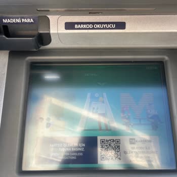 Halkbank Paramı Vermiyor, Sorunumu Çözmüyor.