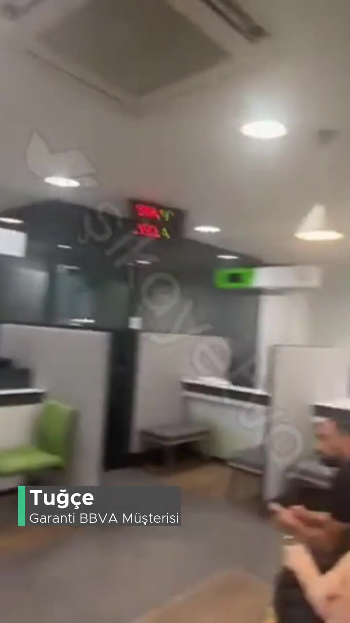 Garanti BBVA Garanti Bahçeşehir Şube Personel Sıkıntısı videonun kapak resmi
