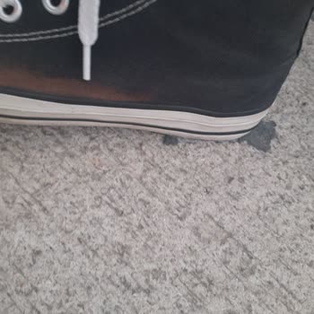 Boyner'den Aldığım Converse Renk Atıyor