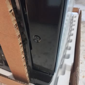 Arçelik'ten Üç Kez Hasarlı Bulaşık Makinesi Teslimatı