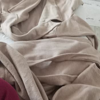 Semre Butik Stokta Bulunmayan Ürünü Satışa Çıkarmak.