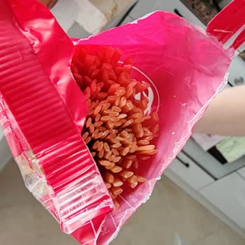 Filiz Makarna Paketi Bile Açılmadan Kurtlanmaya Başladı