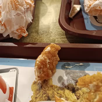 Popeyes Pişmemiş Et Ve Çürük Patates