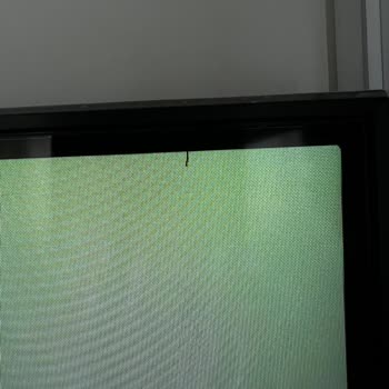 Samsung Ölü Pikseli Olan Televizyonu Değiştirmiyor