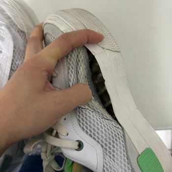 Lacoste Marka Ayakkabı Yenisi İle Değişimi