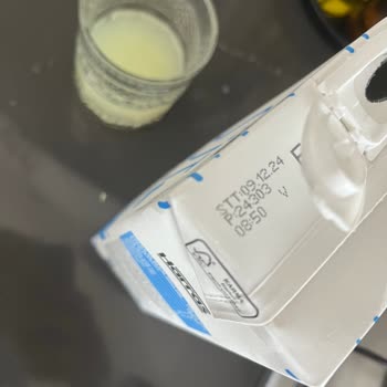 File Market Harras Marka Süt Bozuk Çıktı