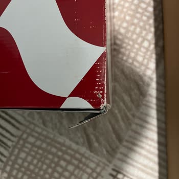 Beymen Eksik Kutu İçeriği Ve Yırtık Kutu