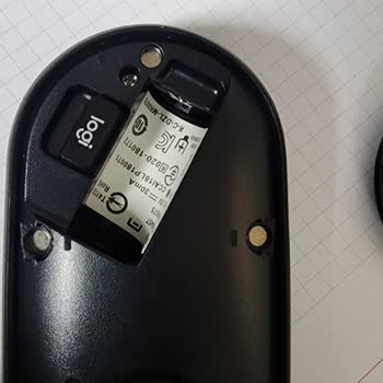 Logitech Şok Marketin İnternet Sitesinden Sipariş Verdim.
