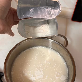Bozuk Ürün Şikayeti - Birşah Markalı Yarım Yağlı Süt