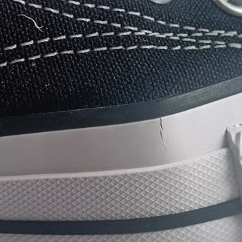 SuperStep Çatlamaya Başlayan 2 Aylık Converse