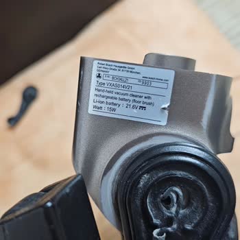 Bosch BCH3ALL21 Şarjlı Dikey Süpürge Kronik Başlık Sorunu