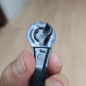 Bosch BCH3ALL21 Şarjlı Dikey Süpürge Kronik Başlık Sorunu