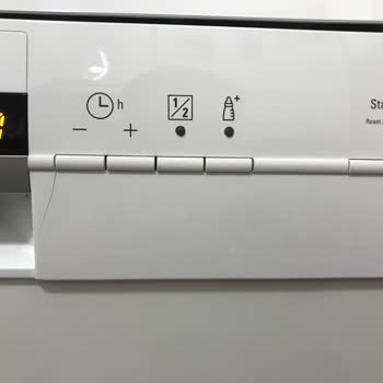 Siemens Ev Aletleri Bulaşık Makinesinin Ön Panelleri Çatlıyor!