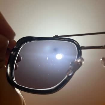 Atasun Optik Gözlükte Çizilmeler Meydana Gelmesi