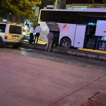 Bafra Express Şikayet Otobüs Bozuldu