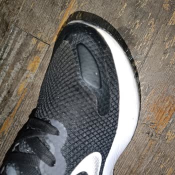 Boyner Nike Spor Ayakkabı Yıpranması Ve Açılması