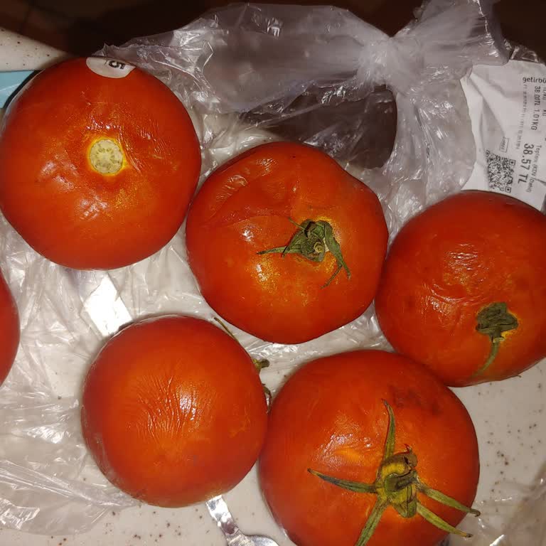 Getir Büyük Sürekli Sorun Çıkarıyor Ve Çürük Ürünler Yolluyor