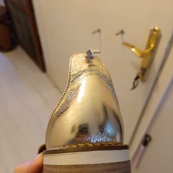 Elle Ayakkabı Hemen Deforme Oluyor! Ömrü 2 Kullanım!