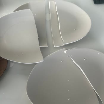 Karaca zerbrochene Ware wurde nicht ersetzt