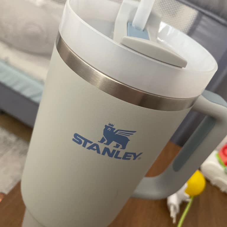 Stanley Termosum Koku Yapıyor
