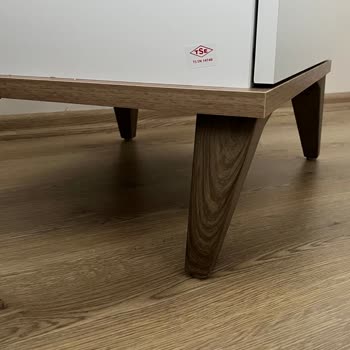 Batılı Mobilya Servis Ekibinin Montaj Esnasında Ürüne Hasar Vermesi