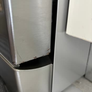 Bosch Bulaşık Makinemin Kapağı Paslandı