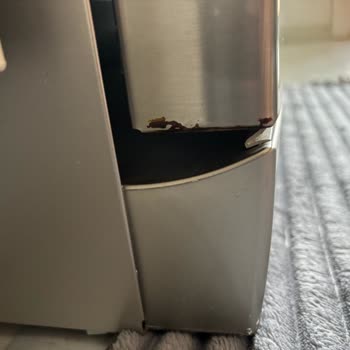 Bosch Bulaşık Makinemin Kapağı Paslandı