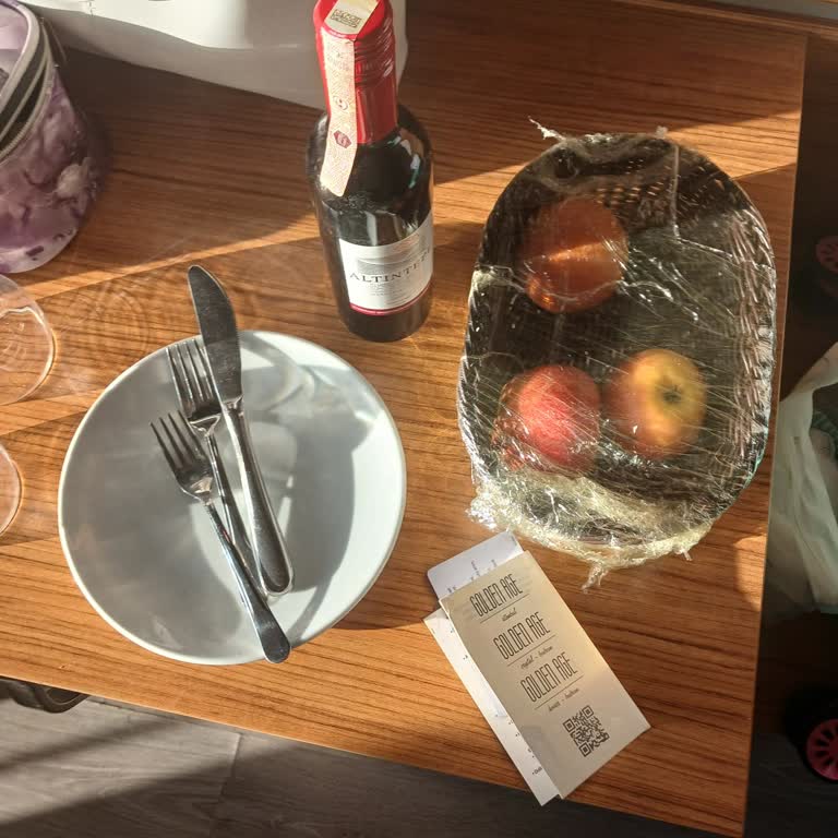 Golden Age Hotel Balayı Konseptli Odamızda Büyük Hayal Kırıklığı