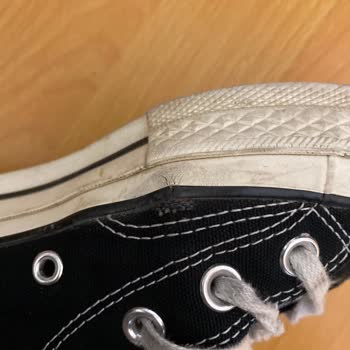 Converse Chuck 70 Ayakkabım Bir Yıl Gibi Kısa Bir Sürede Yırtıldı