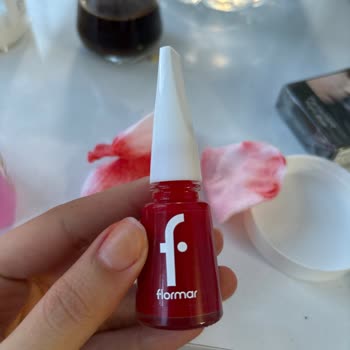 Из-за лака для ногтей Flormar мои ногти пожелтели