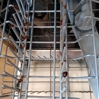 Arçelik Bulaşık Makinesi Sepetlerinde Paslanma Ve Patlama Sorunu