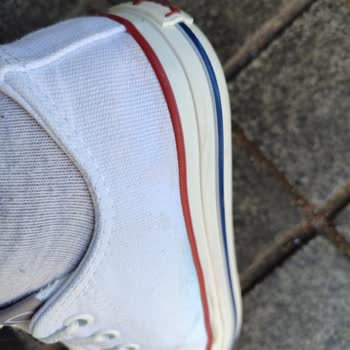 Benetton Ayakkabı Renk Akması Sorunu