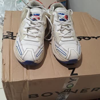 Boyner'de Tommy Hilfiger Ayakkabı Paranla Rezil Olmak Demek,