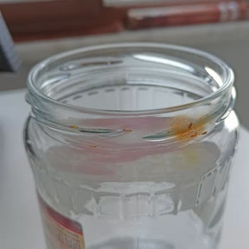 Hakmar Gıda Mağazasında Sağlık Tehlikesi Közlenmiş Patlıcan Konservesi Sorunu