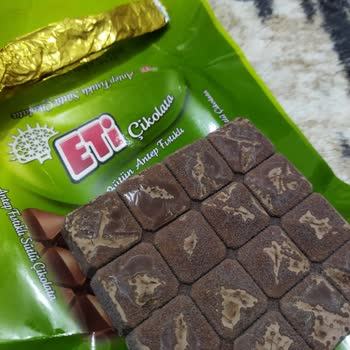 Eti Gıda SKT'si Geçmemiş Bozuk Çikolata